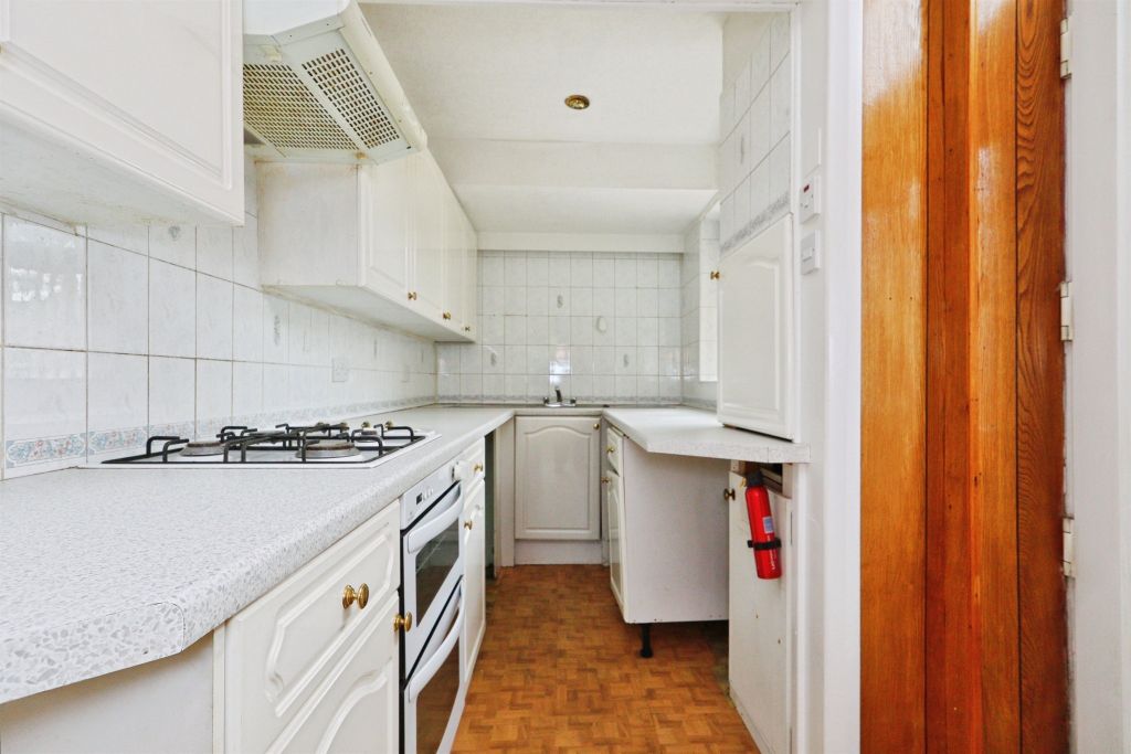 Property photo 2 of 17