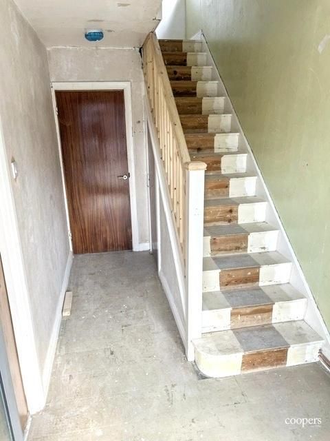 Property photo 3 of 13 Entrance Hall