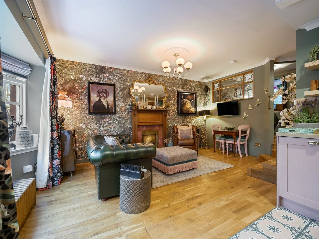 Property photo 2 of 18 Living Room