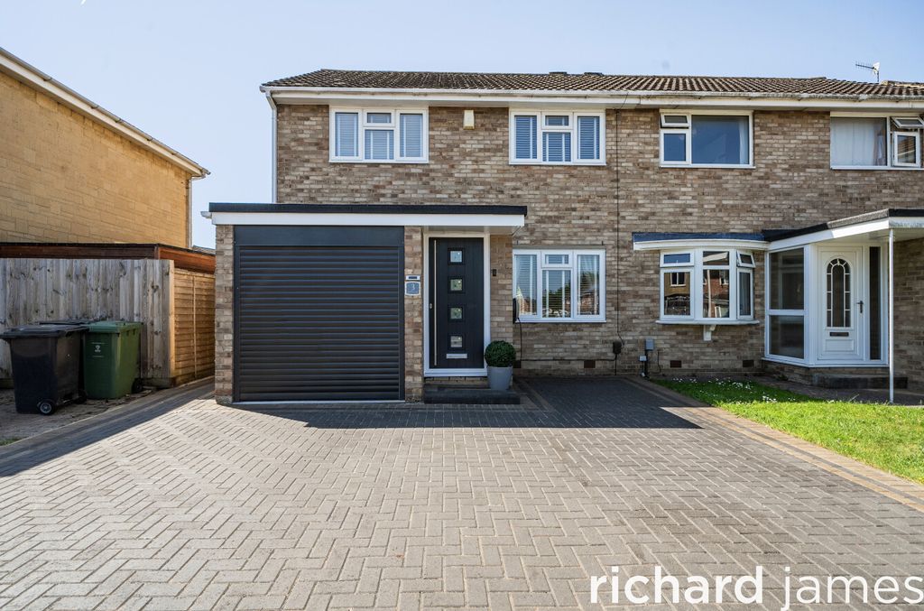 Property photo 1 of 12 1842c4Addd424Ae4Aaad52A2ee4Ff524