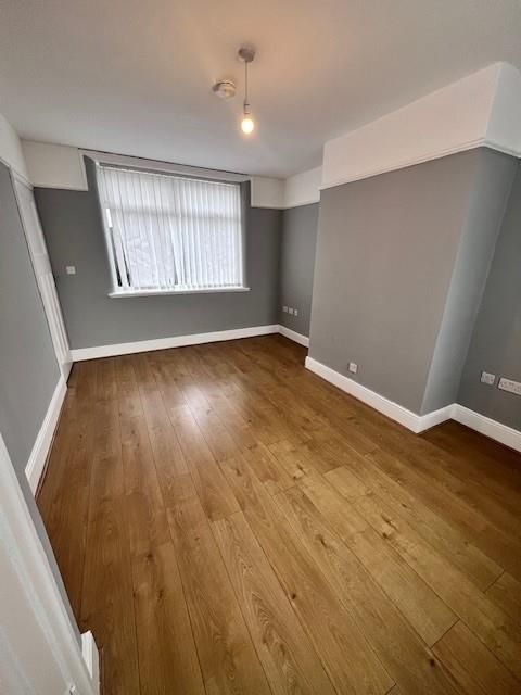 Property photo 2 of 7 Lounge