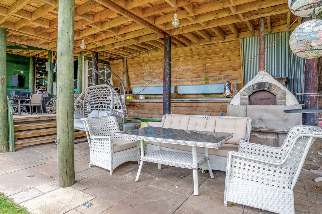 Additional image 28 of 6 bed detached house for saleChurch Road, Old St. Mellons CF3