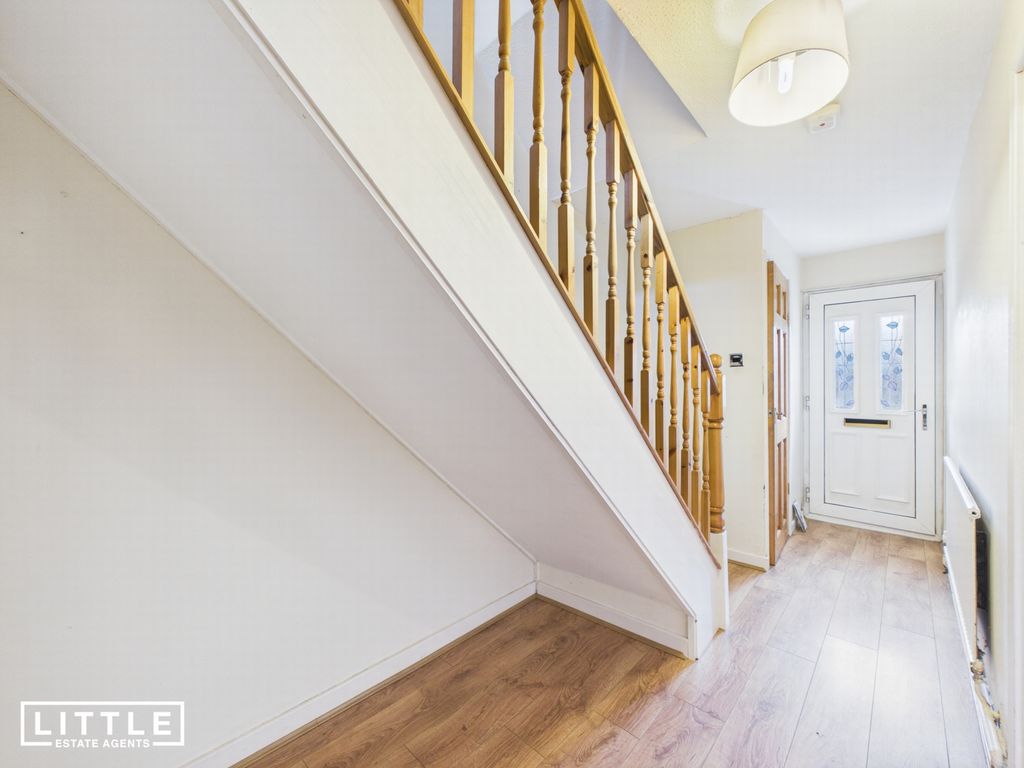 Property photo 2 of 21 Photo 9