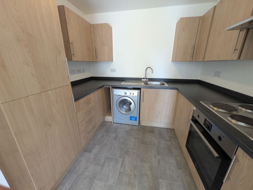 Property photo 3 of 8 Photo 2