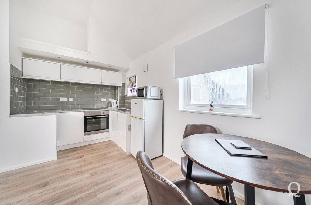 Property photo 1 of 18 0B22c4Ad-8ccc-49c...