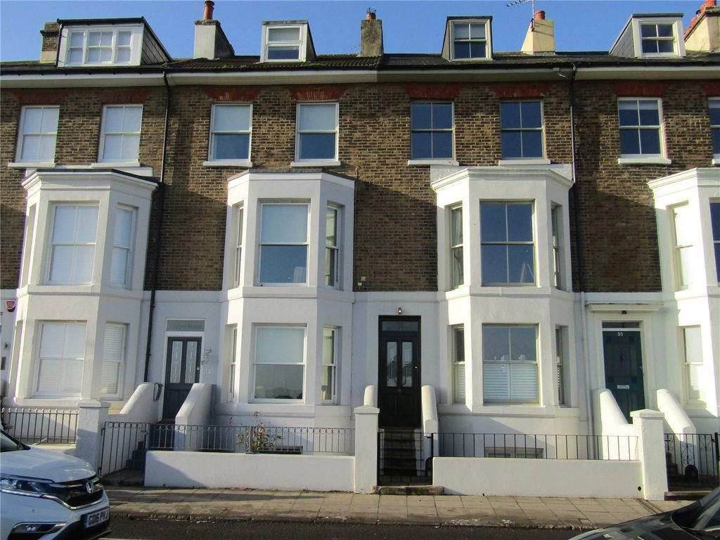 Property photo 1 of 11 Picture No. 13