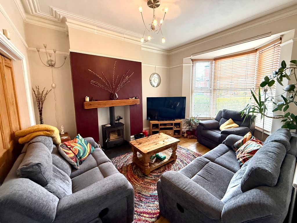 Property photo 3 of 23 Img_3787