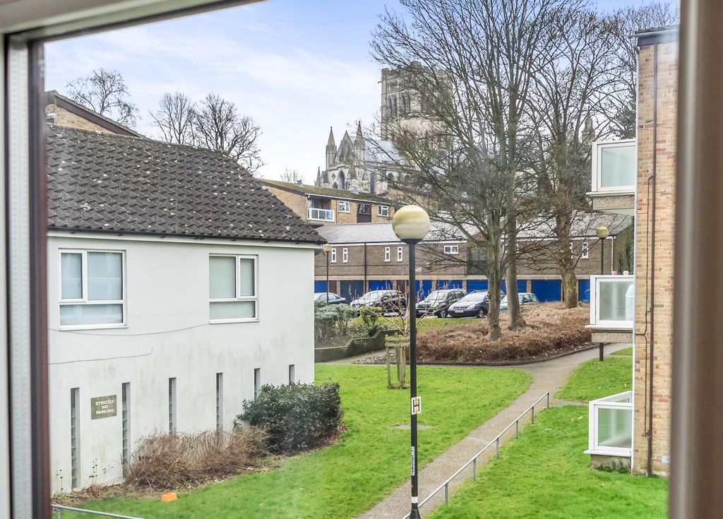 Property photo 2 of 6 Image