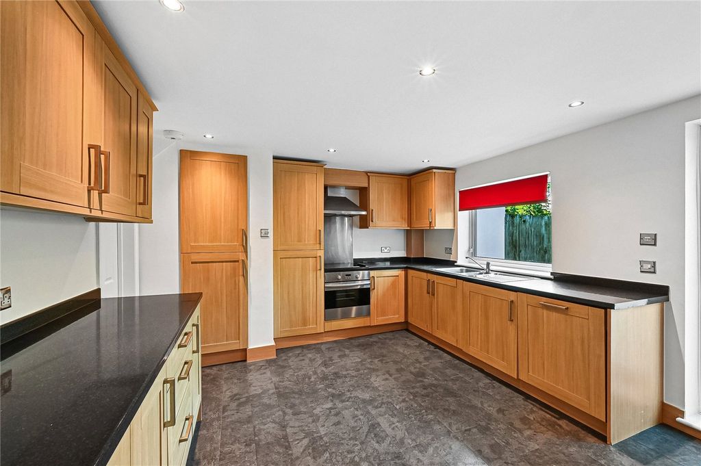Property photo 3 of 19 Picture No. 47