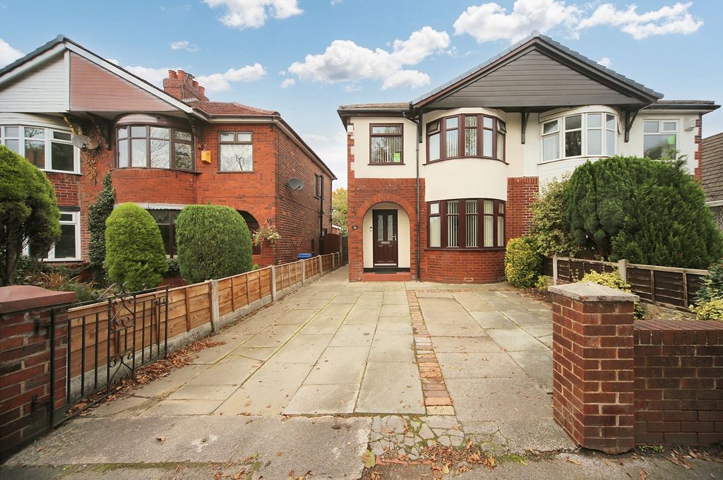 Property photo 1 of 21