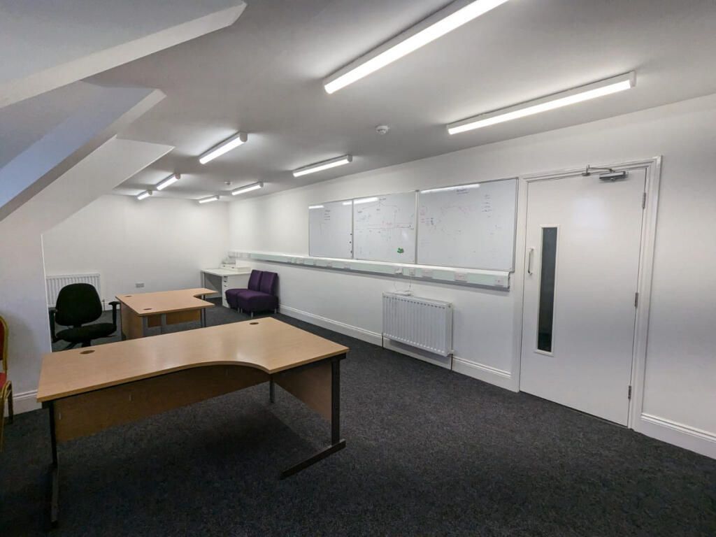 Property photo 3 of 5