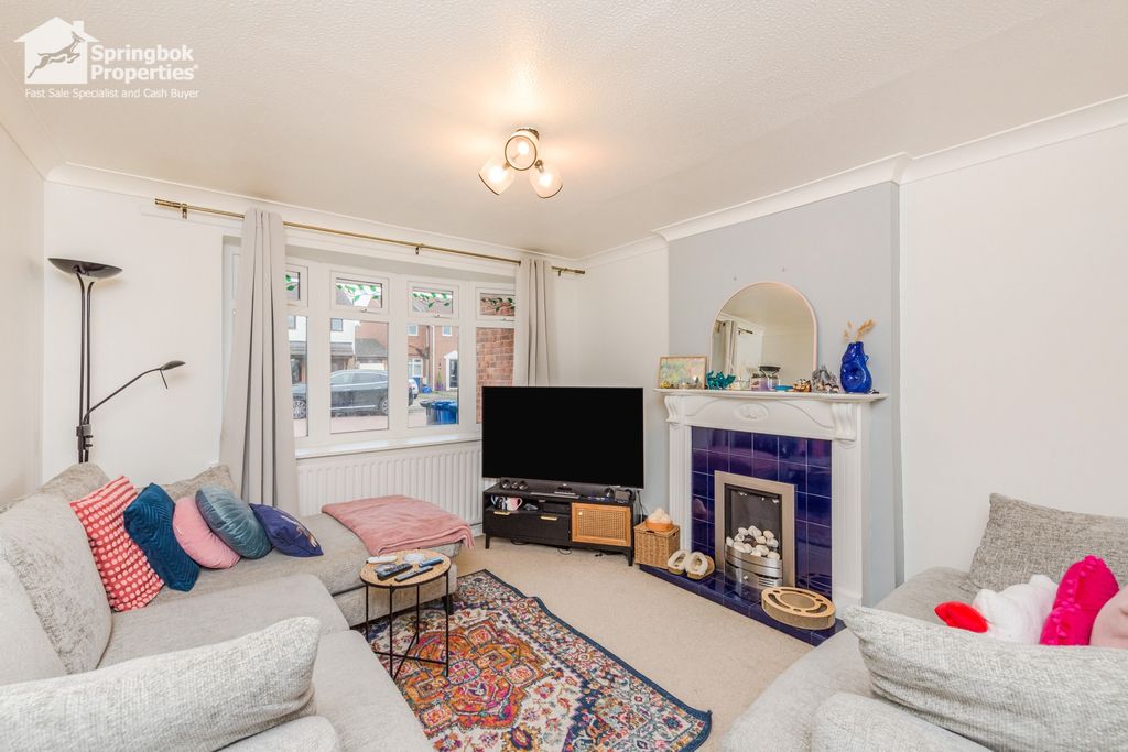 Property photo 3 of 21 Image 2