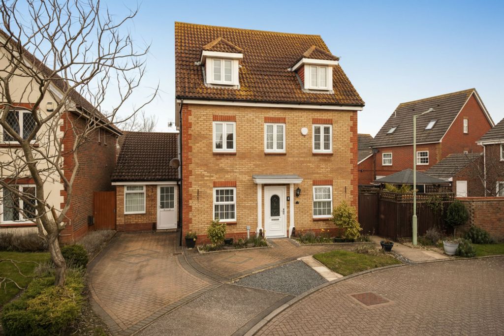 Property photo 1 of 25