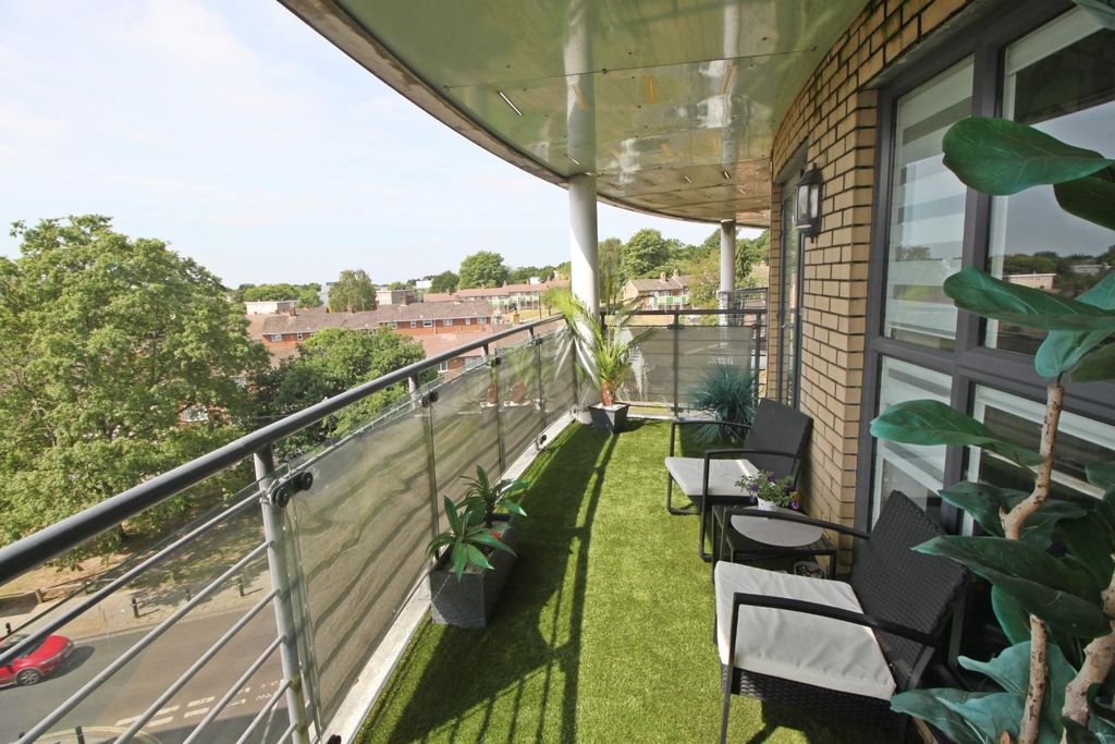 Property photo 2 of 13 Balcony 2.Jpg