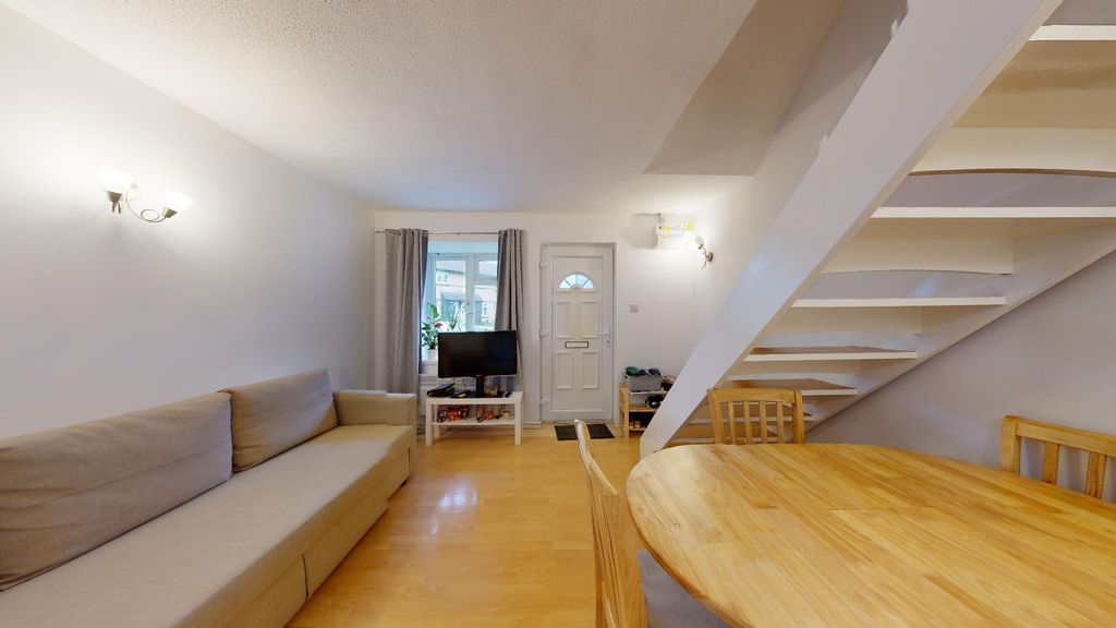 Property photo 2 of 8 Dining Room