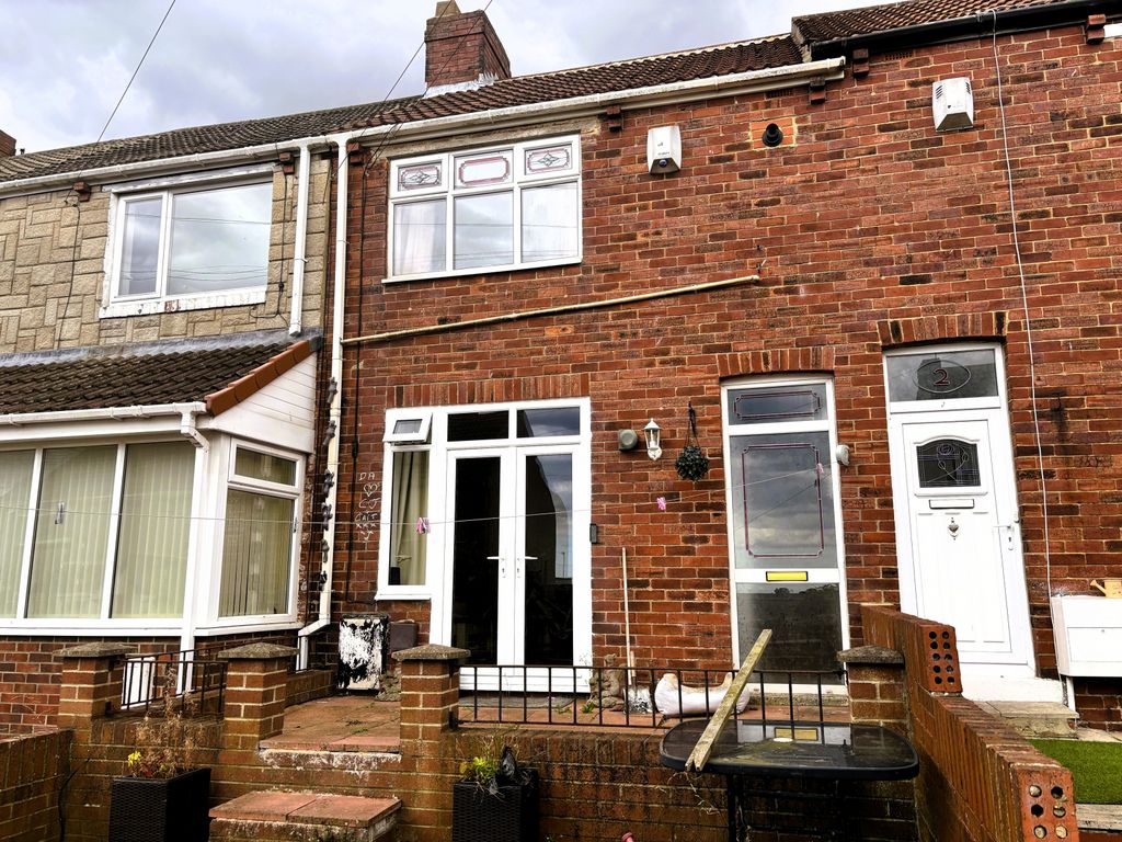 Property photo 1 of 8 2 Bed Terraced House To Rent