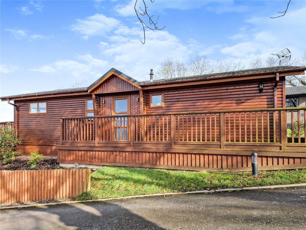 Property photo 1 of 17 Picture No. 01