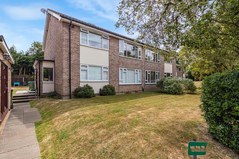 Property photo 1 of 14 External