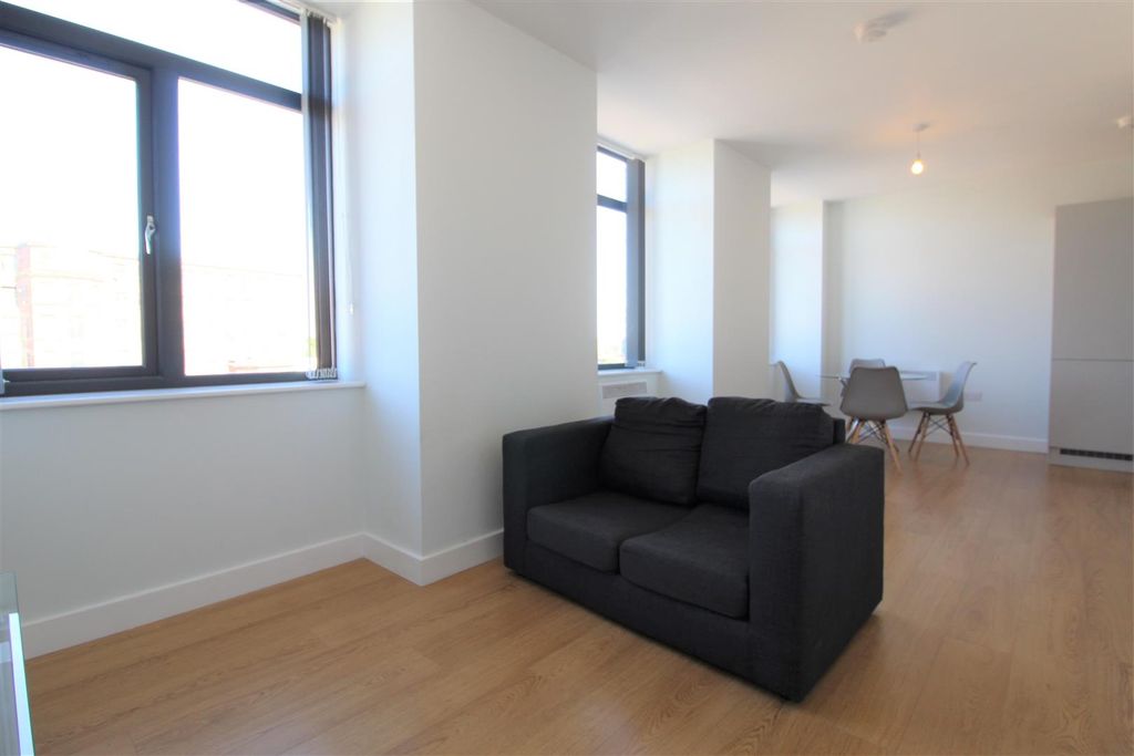 Property photo 2 of 5