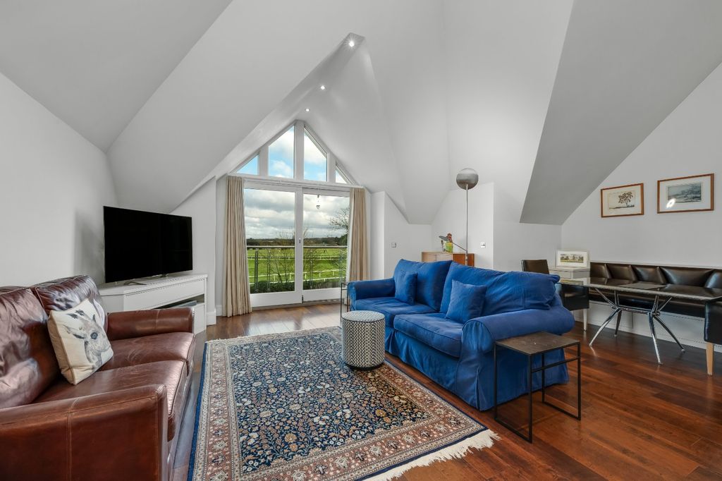 Property photo 1 of 13 Reception/Dining