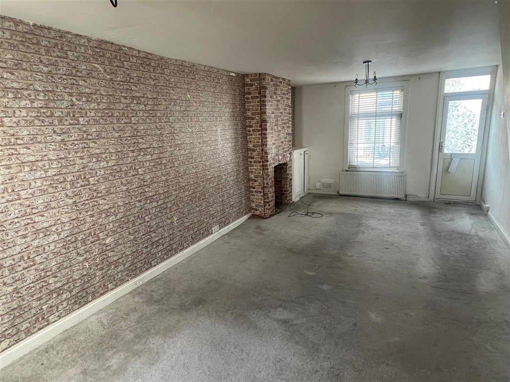 Property photo 2 of 12 Lounge/Diner