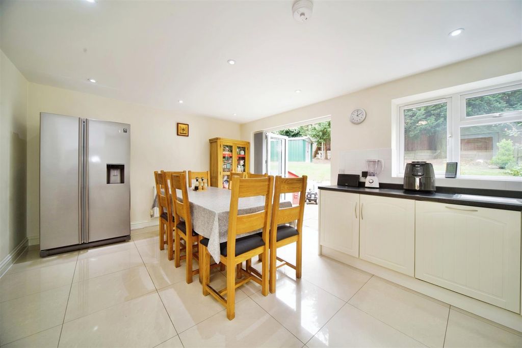 Property photo 2 of 16 Kitchen/Dining Room (Pic 2)