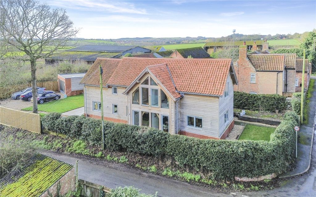 Property photo 1 of 25 Exterior