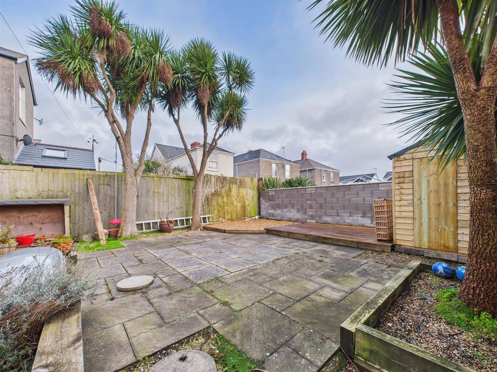 Property photo 2 of 30 Cam02295G0-Pr0372-Still018.Jpg