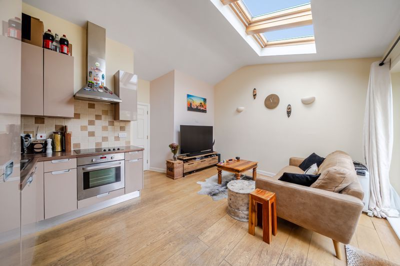 Property photo 2 of 10 Photo 1