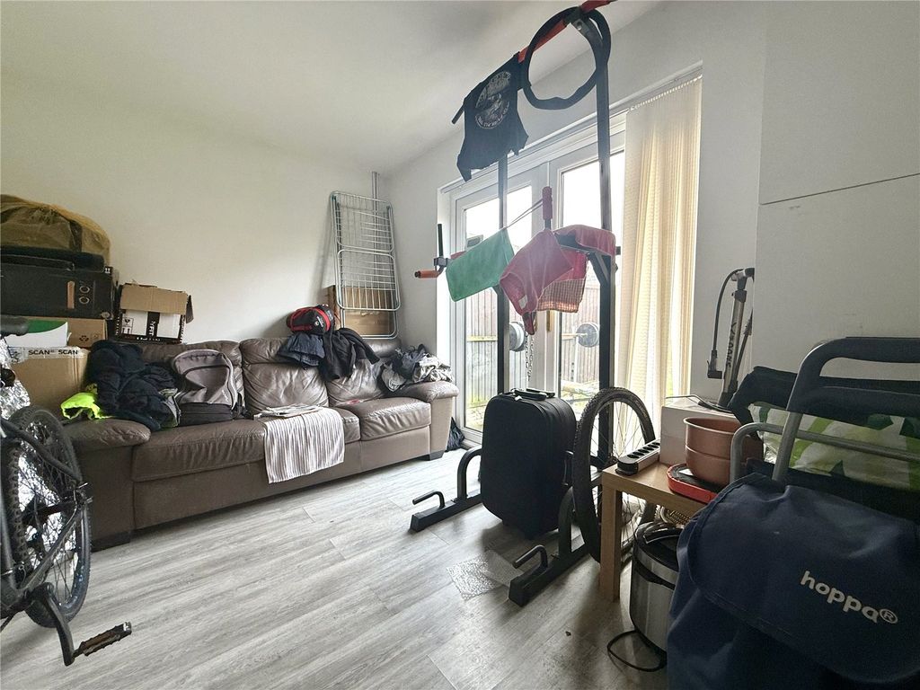 Property photo 3 of 14 Picture No. 09