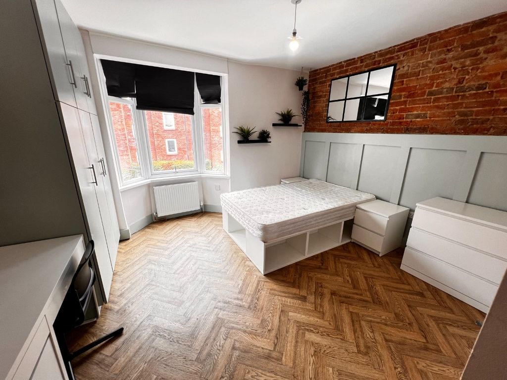 Property photo 1 of 14 3425380