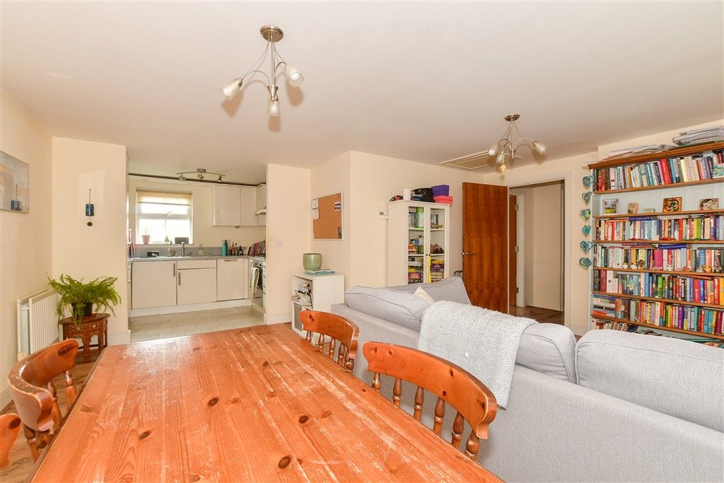 Property photo 3 of 15 Lounge/Dining Area