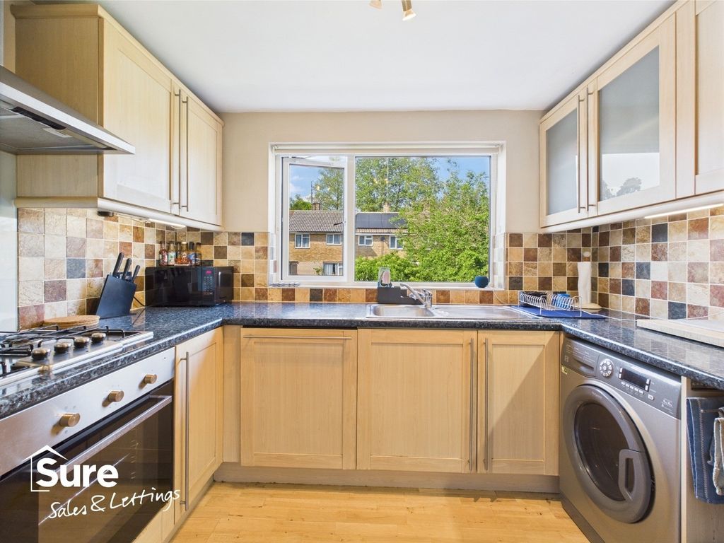 Property photo 3 of 13 1088434