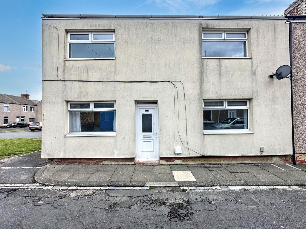 Property photo 2 of 11