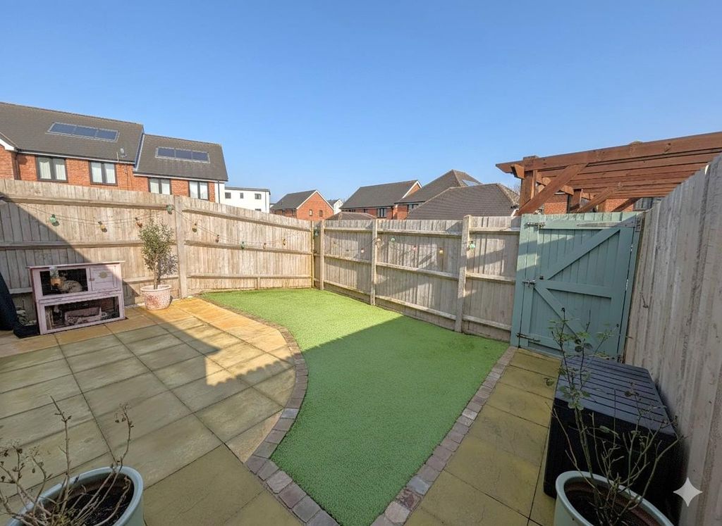 Property photo 2 of 10 Gemini_Generated_Image_Qpt60Wqpt60Wqpt6.Jpg