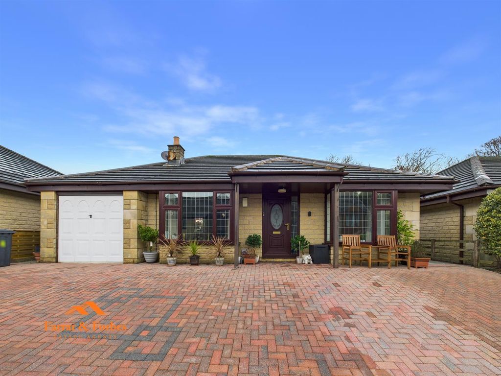 Property photo 1 of 25 Cam03956G0-Pr0195-Still001.Jpg