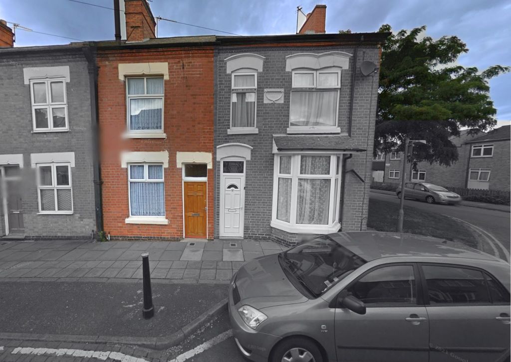 Property photo 1 of 1