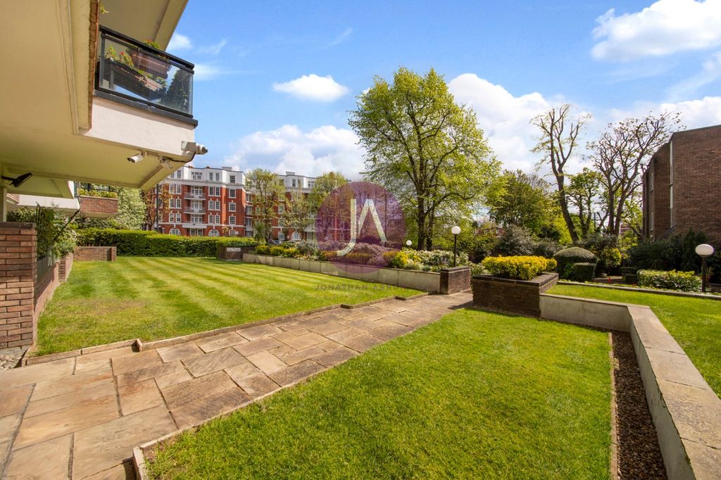 Property photo 3 of 15 Picture No. 31