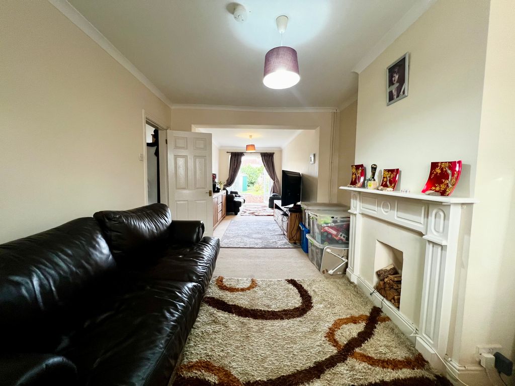 Property photo 1 of 11 Image