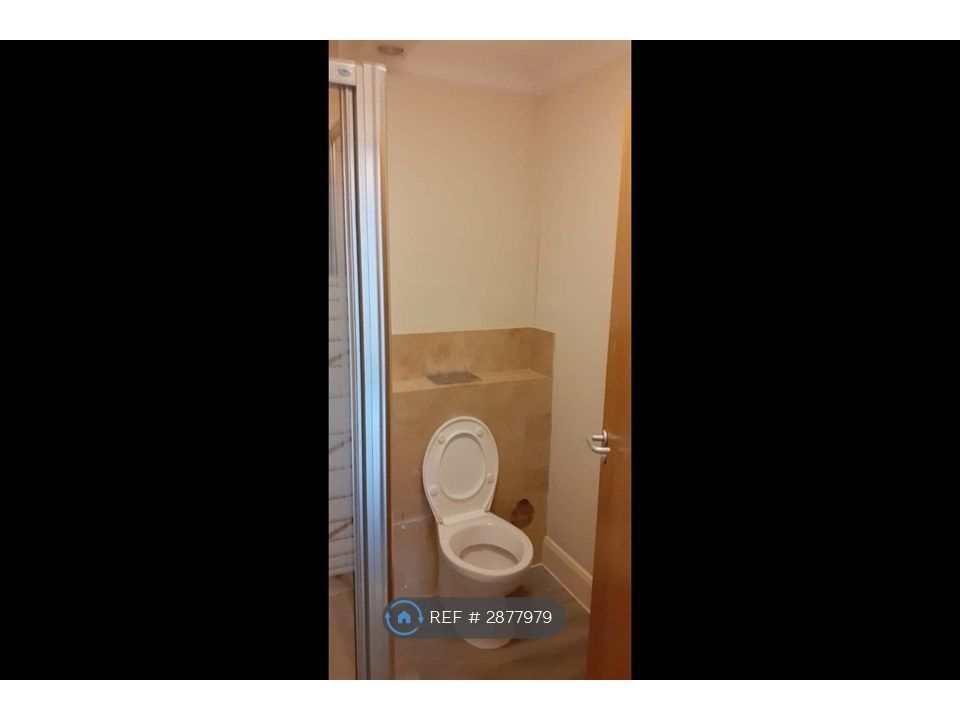 Property photo 3 of 4