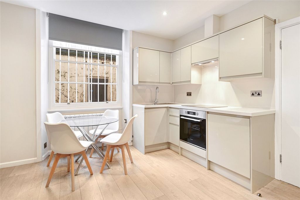 Property photo 2 of 12 Picture No. 21