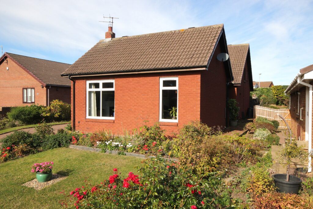 Property photo 3 of 23