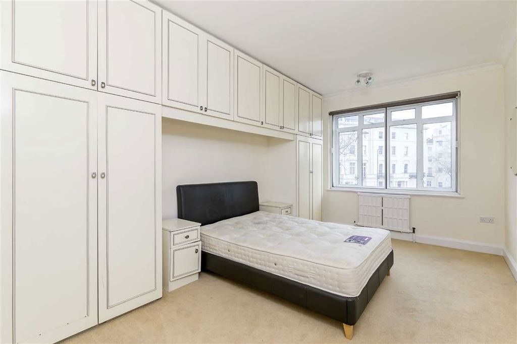 Property photo 3 of 5