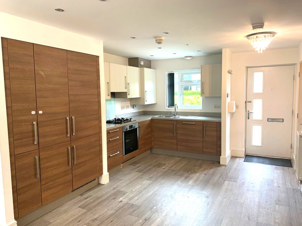 Property photo 3 of 11 K7