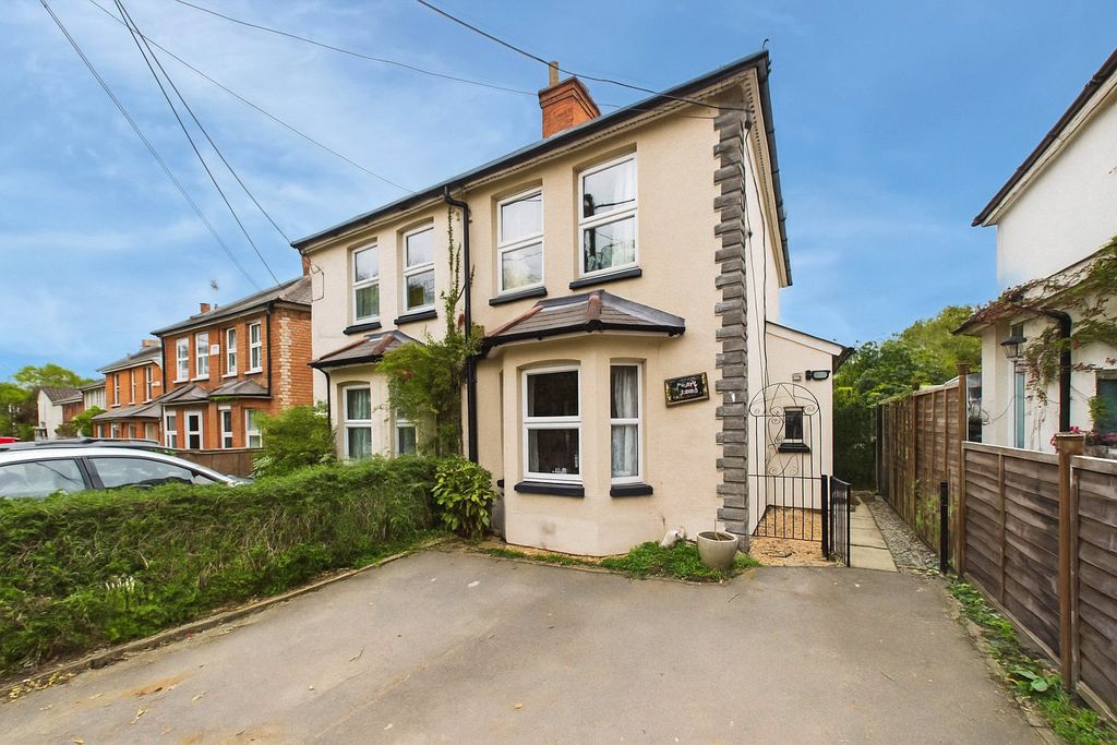 Property photo 1 of 12 Picture No. 27