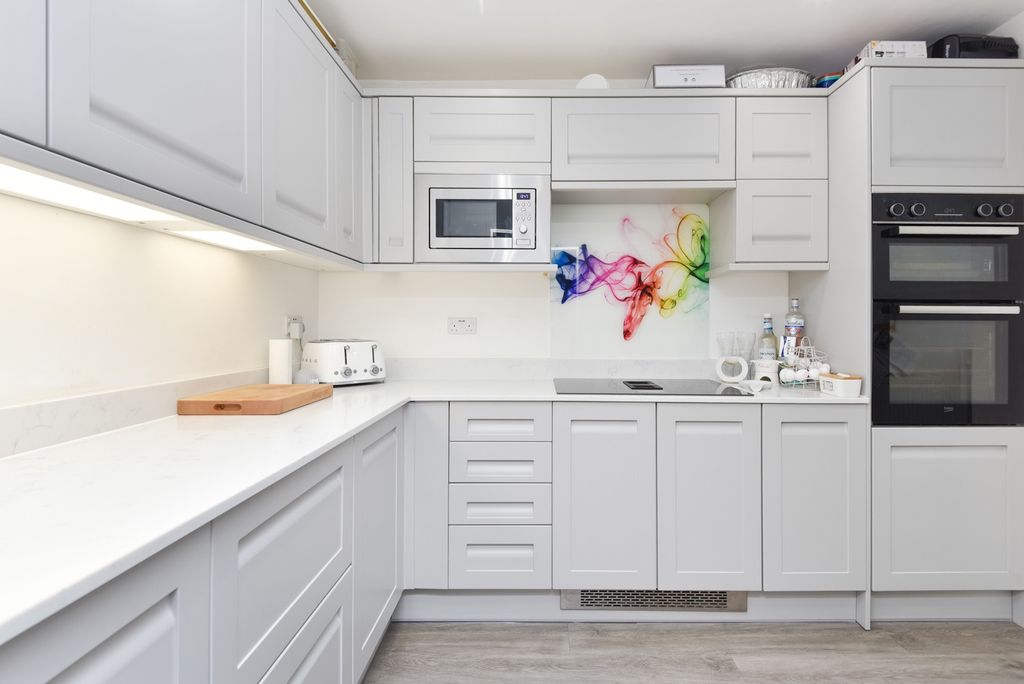 Property photo 2 of 20 5053437