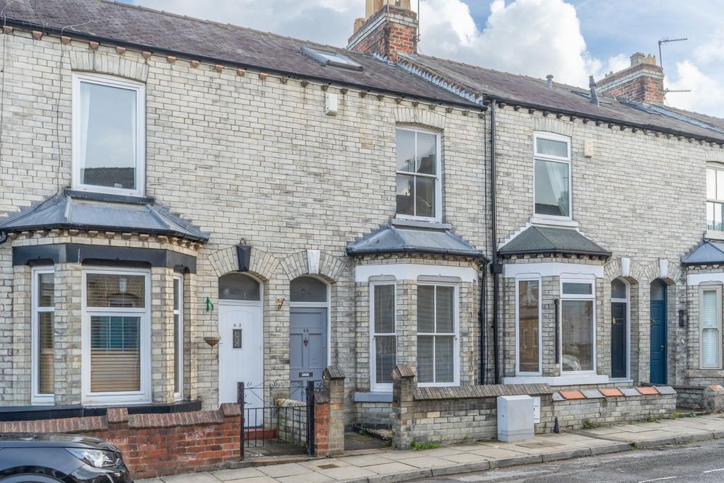 Property photo 1 of 12 Rs-25.Jpg