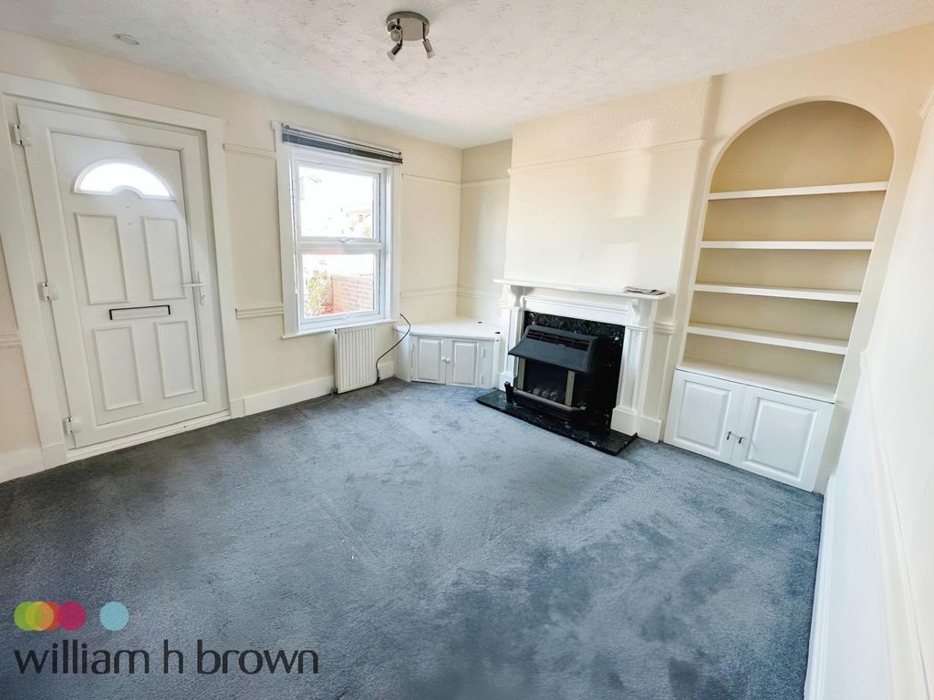 Property photo 2 of 8 View