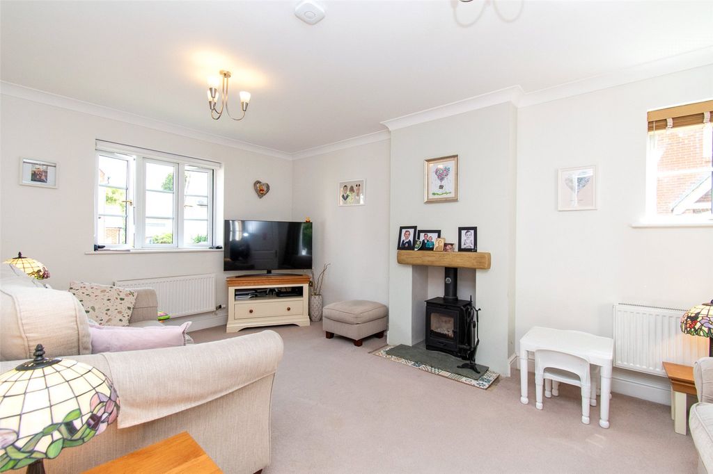 Property photo 2 of 23 Picture No. 20