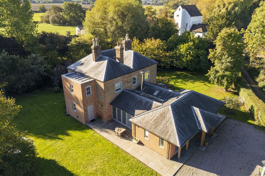 Property photo 1 of 33 Main Picture